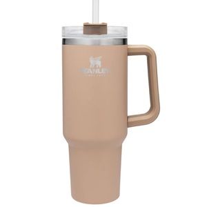 NWT 40 oz Stanley Tumbler in Driftwood